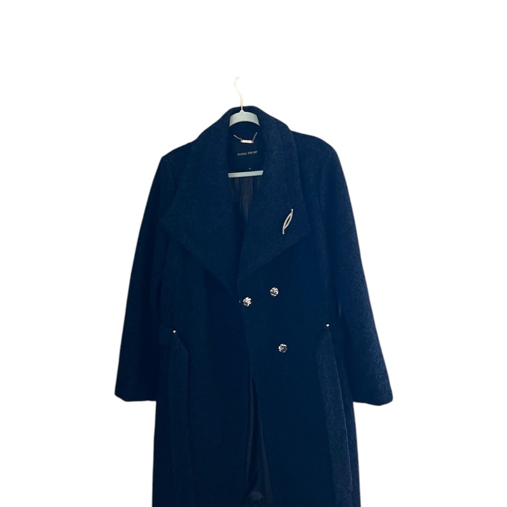 🔷IVANKA TRUMP: Women’s 16, navy blue & black mix long sleeve dress coat w/belt.